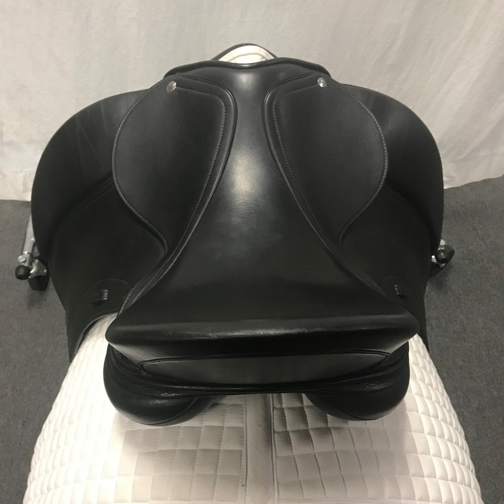 Used Schleese Obrigado 17.5" Dressage Saddle