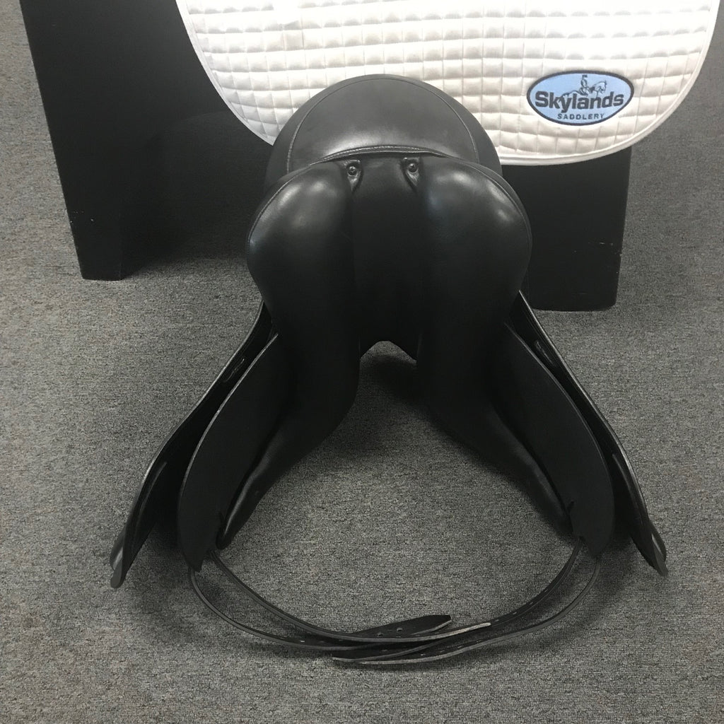 Used Schleese Obrigado 17.5" Dressage Saddle