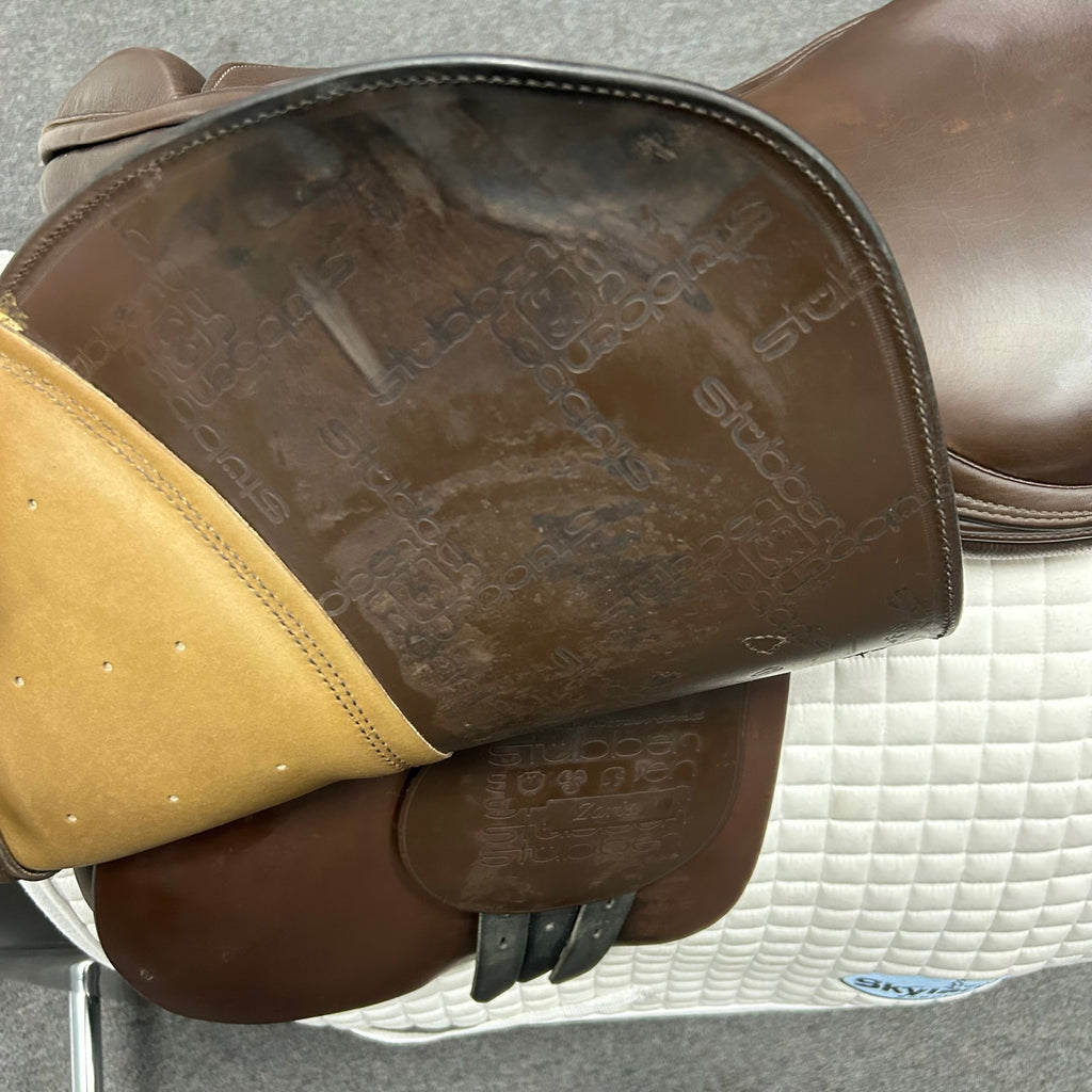 Used Stubben Zaria Deluxe 17" Jump Saddle