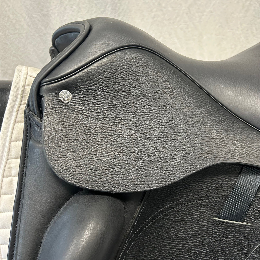 Demo Custom Saddlery Steffen's Advantage Monoflap 18" Dressage Saddle