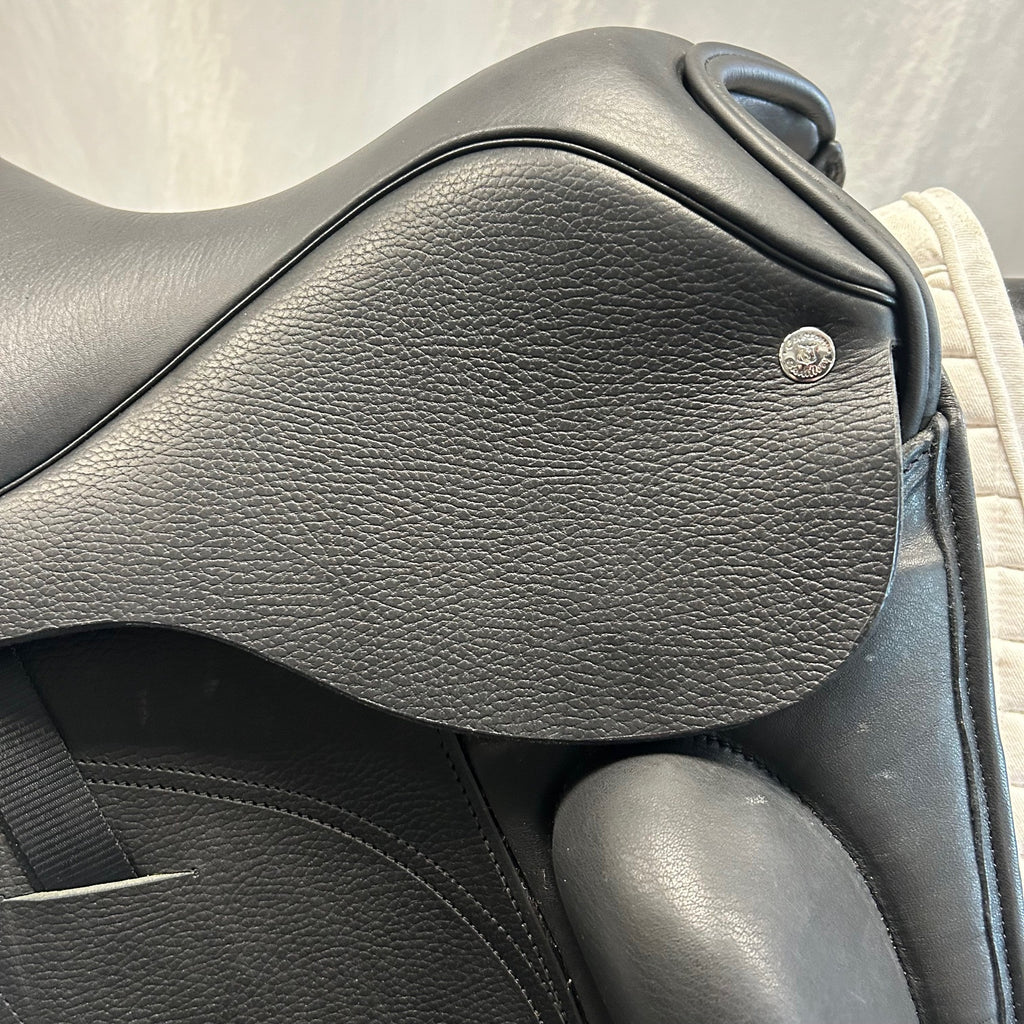 Demo Custom Saddlery Steffen's Advantage Monoflap 18" Dressage Saddle