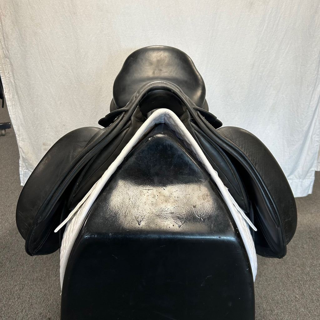 Used Custom Wolfgang Solo MKII 17.5" Dressage Saddle