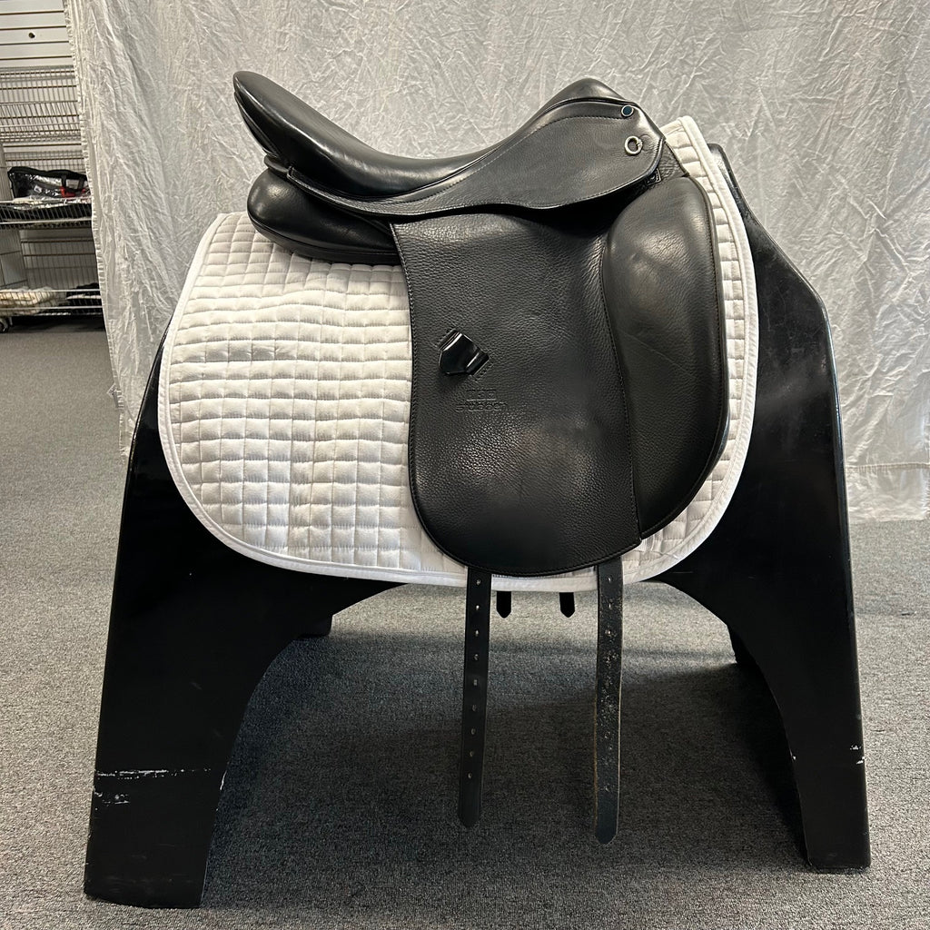 Used Stubben 1894 17.5"/29cm Dressage Saddle