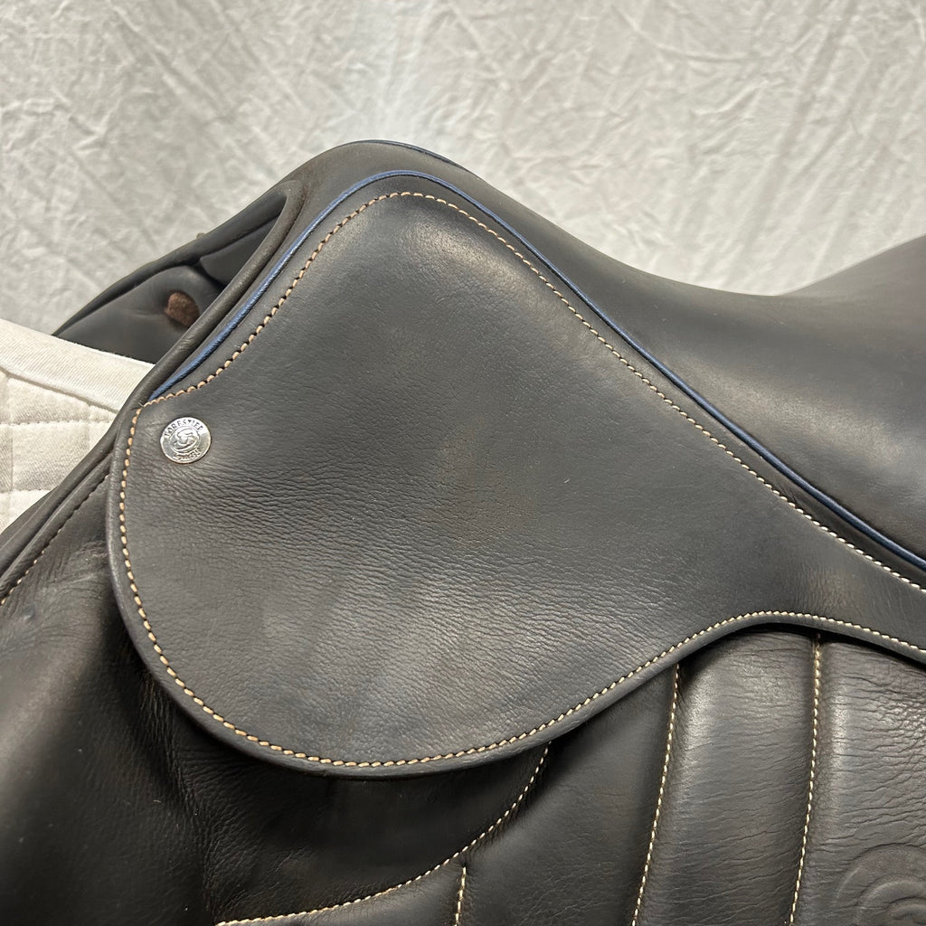 Used Forestier Boeckelo 18" Jump Saddle