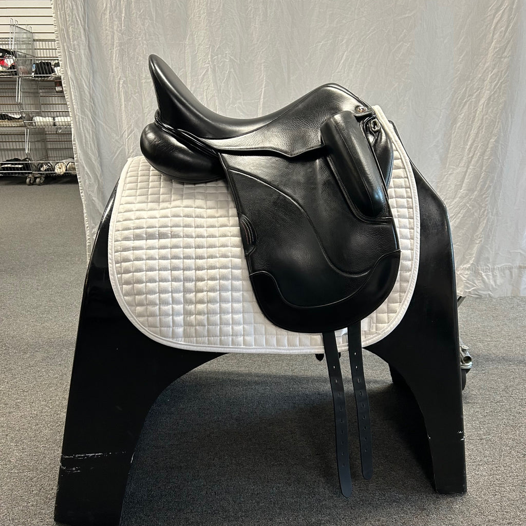 Used Tota Freedom Pro 18.5" Dressage Saddle