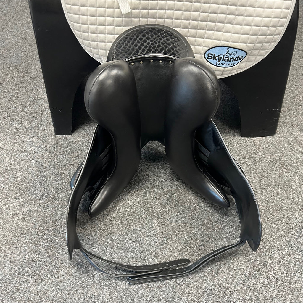 Used Tota Freedom Pro 18.5" Dressage Saddle