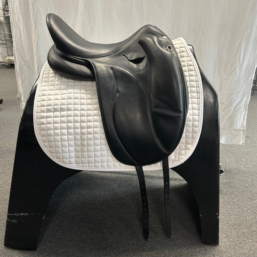 HOLD: Used Devoucoux Makila Lab 18" Monoflap Dressage Saddle