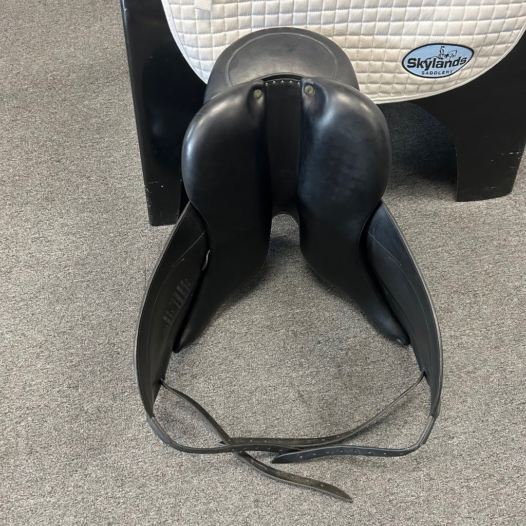 HOLD: Used Devoucoux Makila Lab 18" Monoflap Dressage Saddle