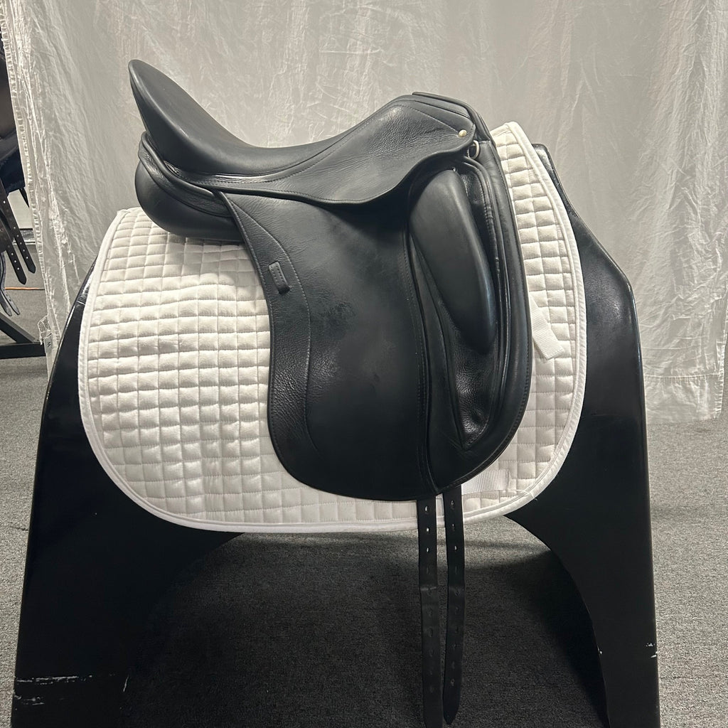 Used Schleese Triumph Plus 17.5" Dressage Saddle