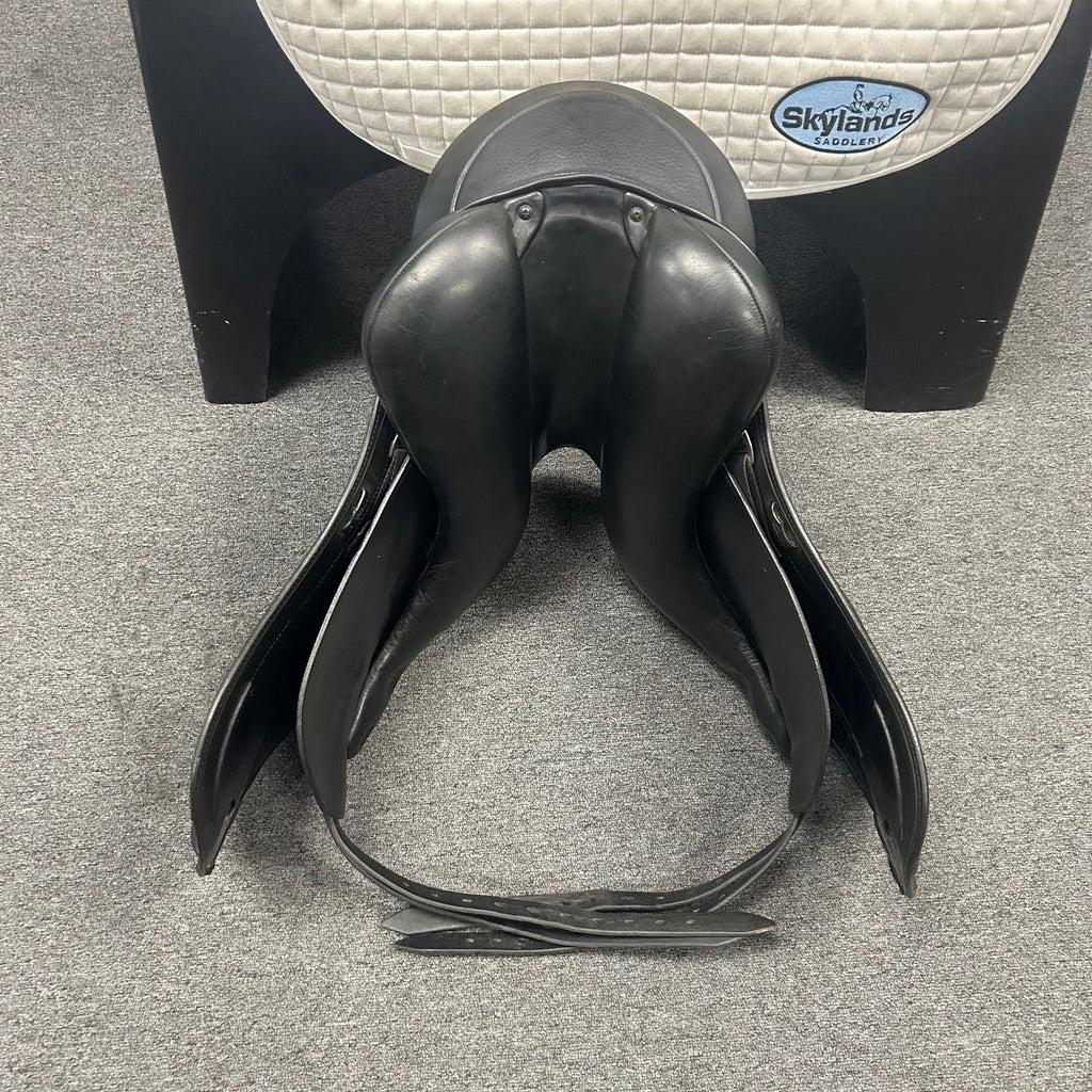 Used Schleese Triumph Plus 17.5" Dressage Saddle