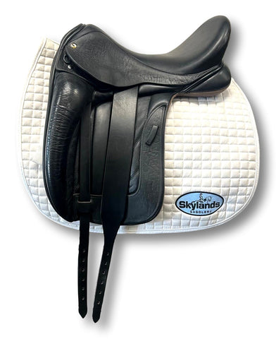 Used Schleese Infinity 18" Dressage Saddle