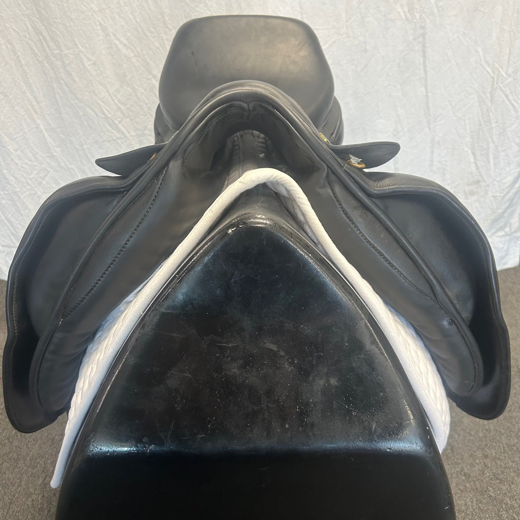 Used Hulsebos Dynamic 3 17" Dressage Saddle