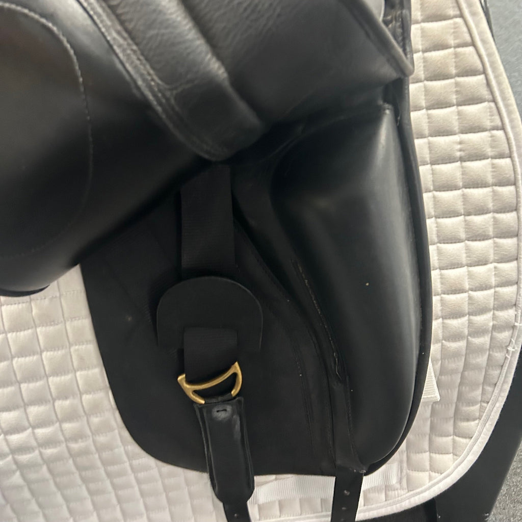 Used Hulsebos CC 17.5" Dressage Saddle