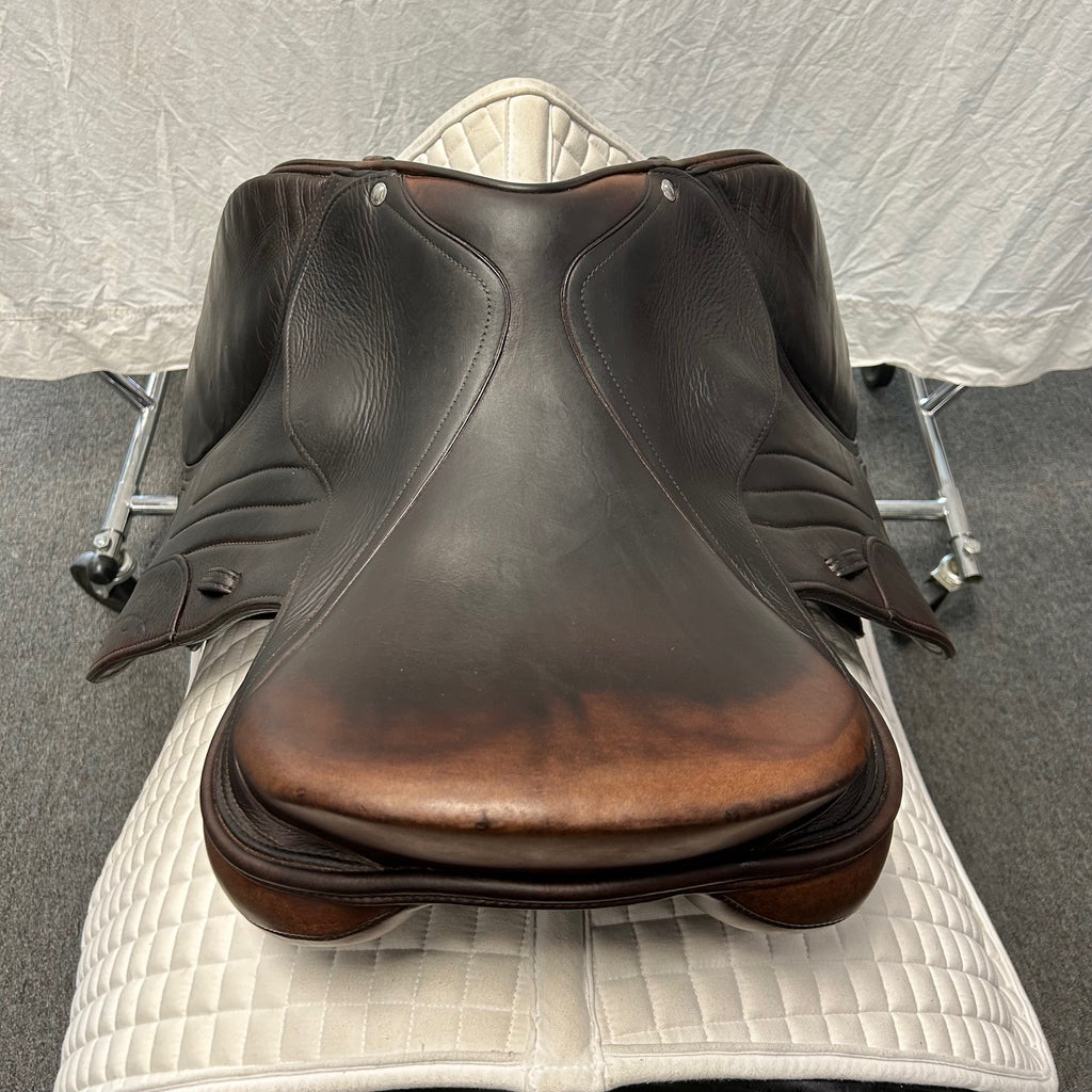 HOLD: Used Schleese Jete 16.5" Jump Saddle