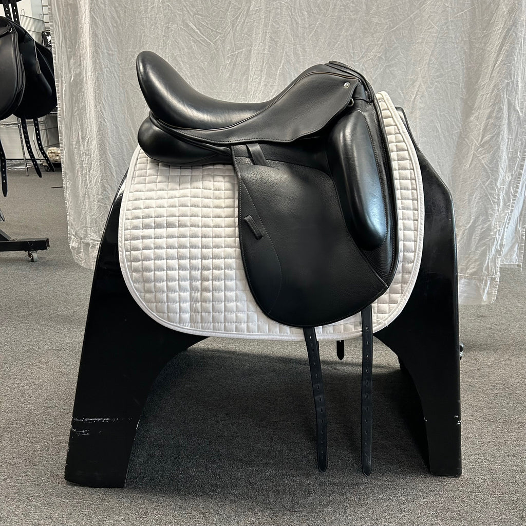 Used Custom Icon Star 18" Monoflap Dressage Saddle