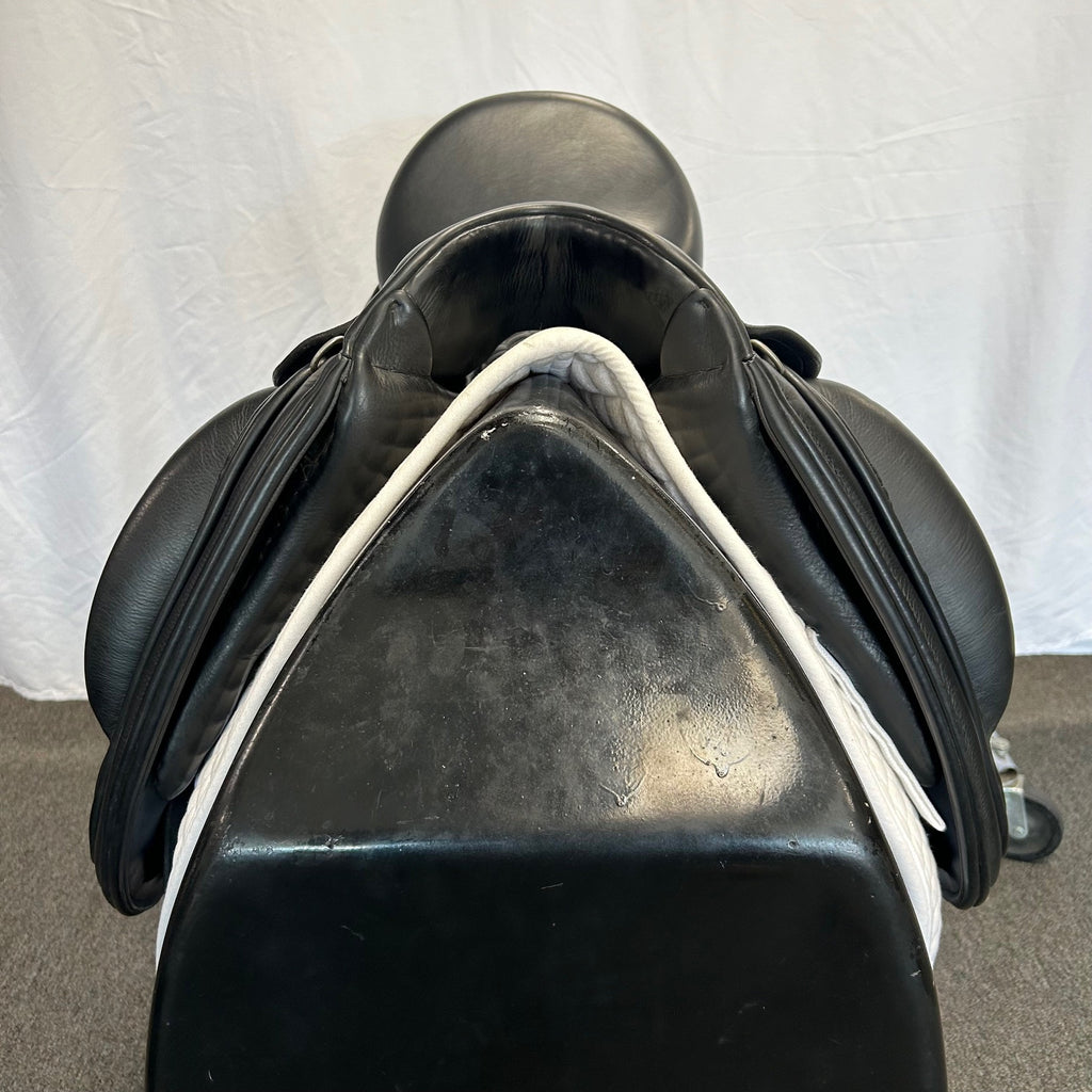 Used Schleese Link II 17.5" Dressage Saddle