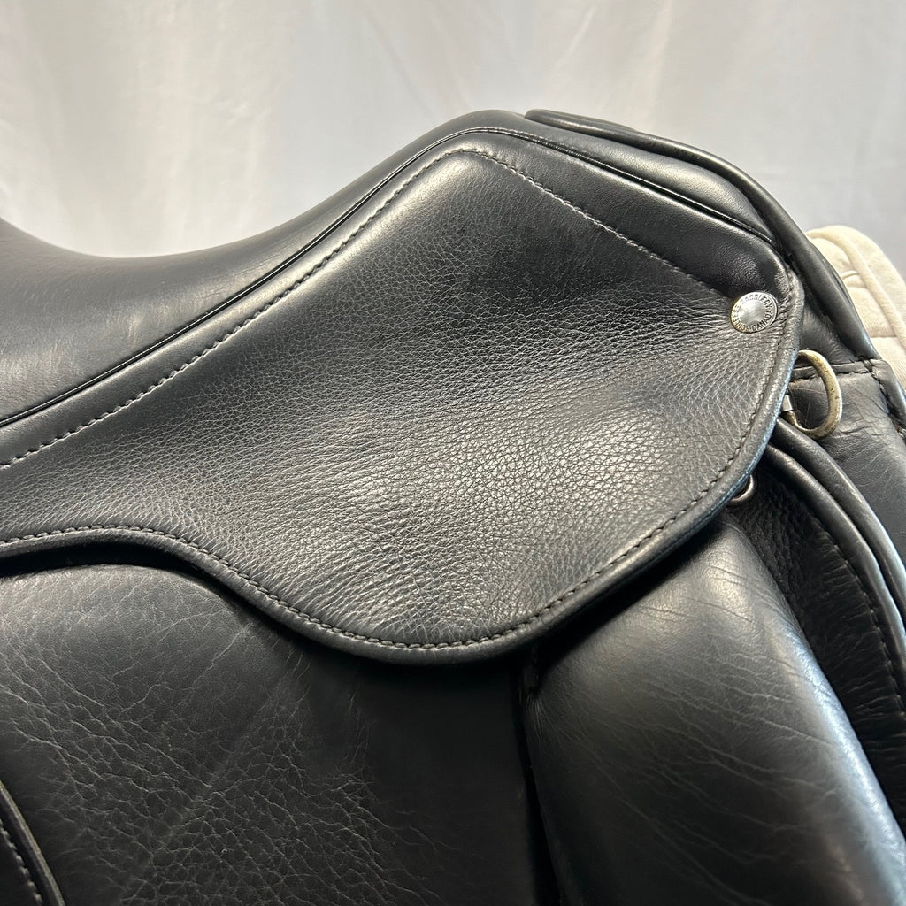 Used Schleese Link II 17.5" Dressage Saddle