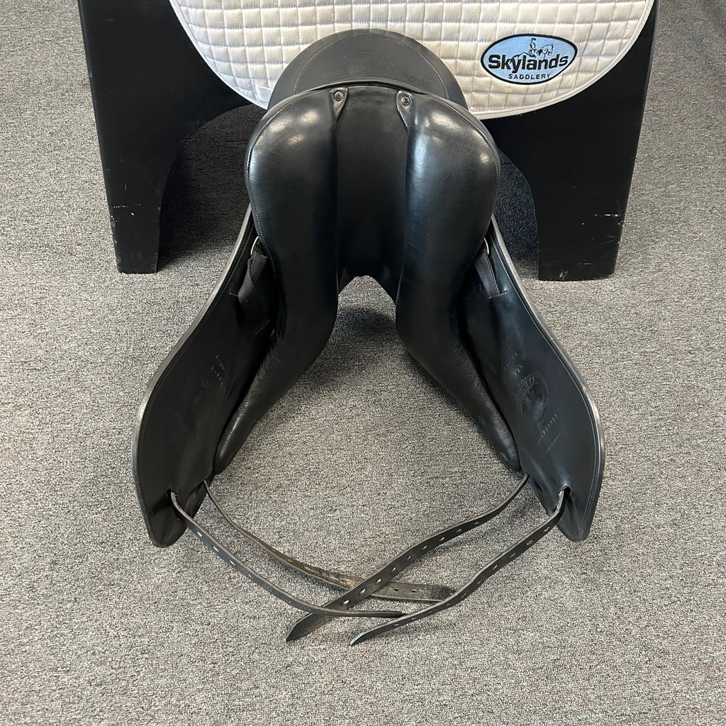 Used Schleese Link II 17.5" Dressage Saddle