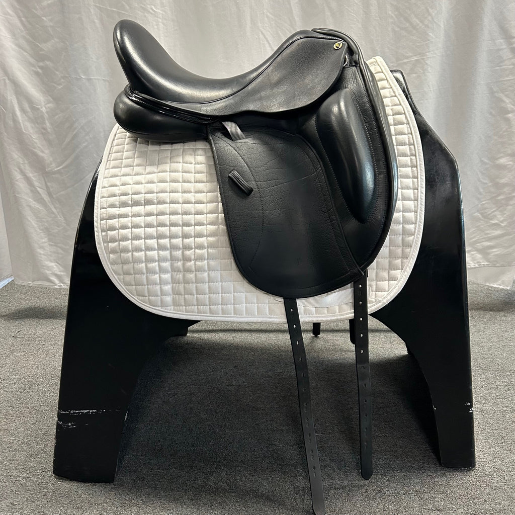 Used N2 Cardhu 17.5" Dressage Saddle