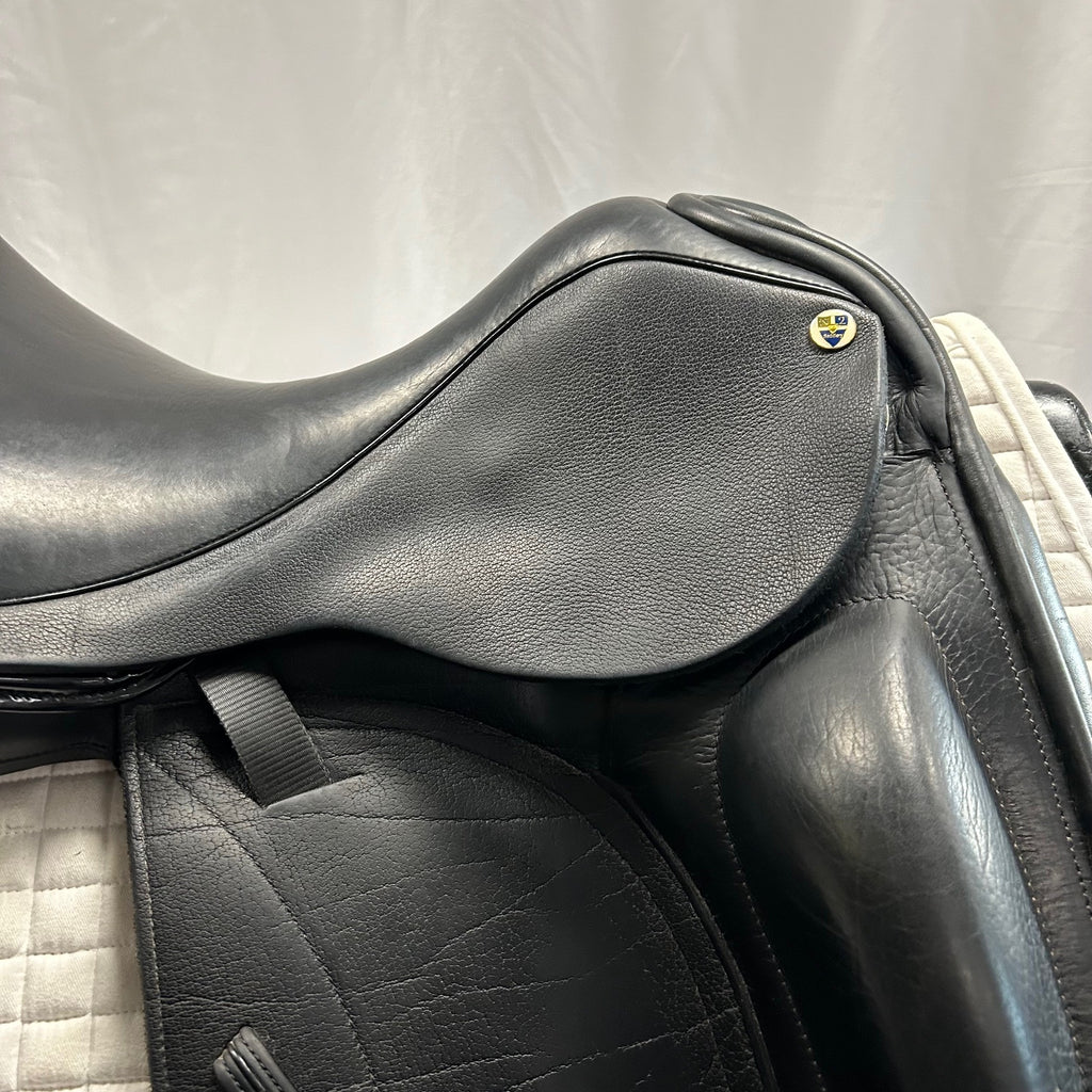 Used N2 Cardhu 17.5" Dressage Saddle