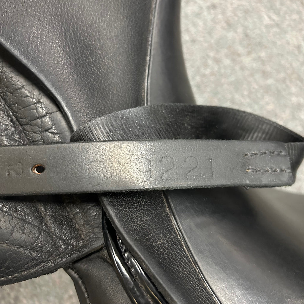 Used N2 Cardhu 17.5" Dressage Saddle