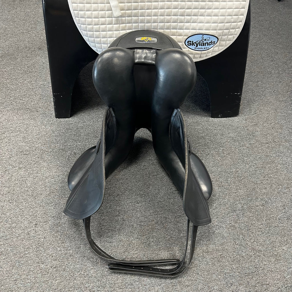 Used N2 Cardhu 17.5" Dressage Saddle