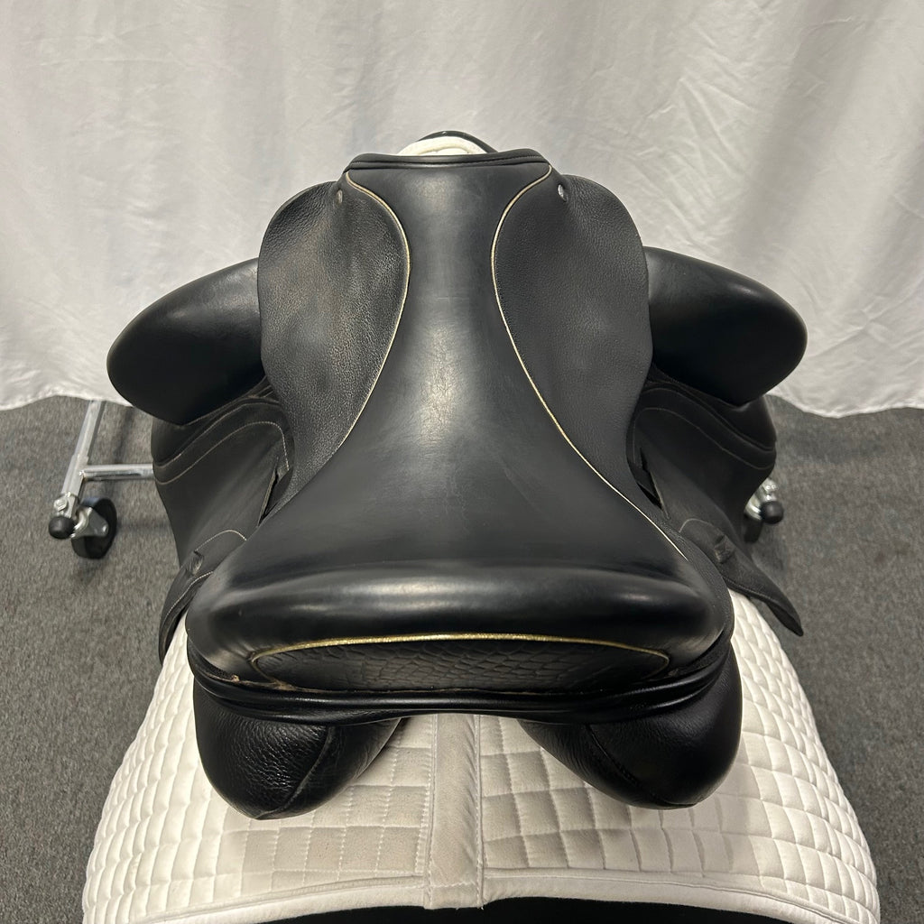 Used Custom Saddlery Wolfgang Omni Monoflap 17" Dressage Saddle