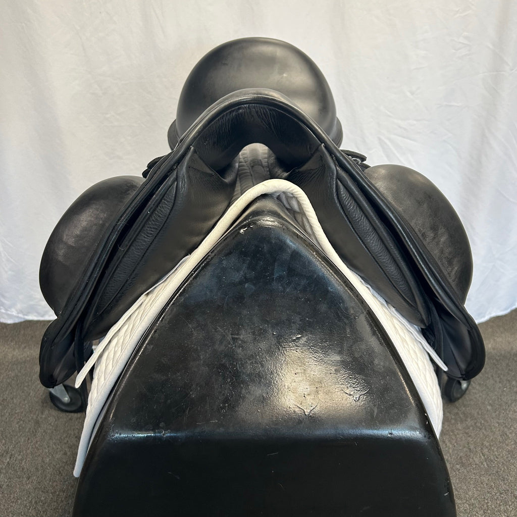 Used Custom Advantage R 17.5" Dressage Saddle