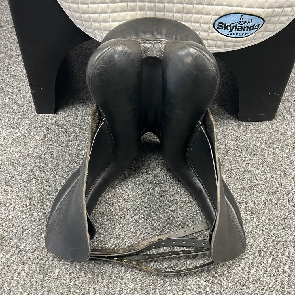 Used Custom Advantage 17" Dressage Saddle