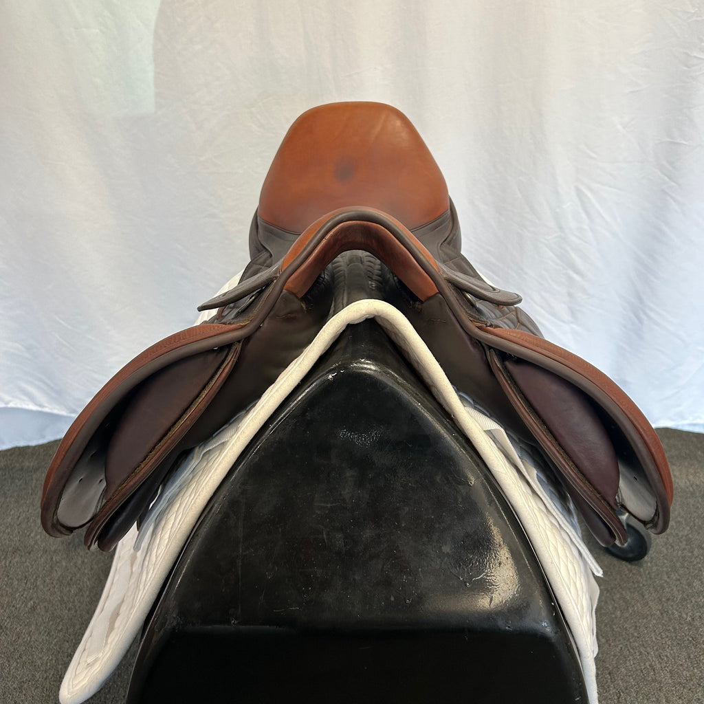 Used Schleese LightFlight 17.5" Jump Saddle