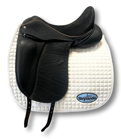 Used Custom Saddlery Wolfgang Omni Monoflap 17" Dressage Saddle