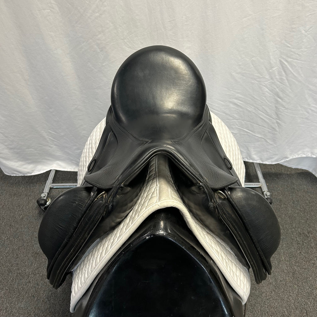 Used Schleese Obrigado 17.5" Dressage Saddle