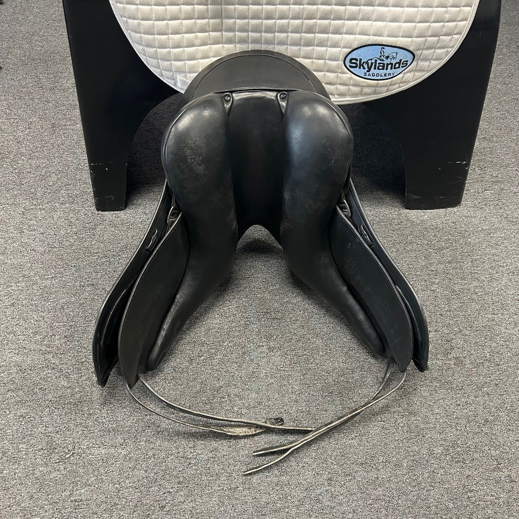 Used Schleese ProLight 16.5" Dressage Saddle