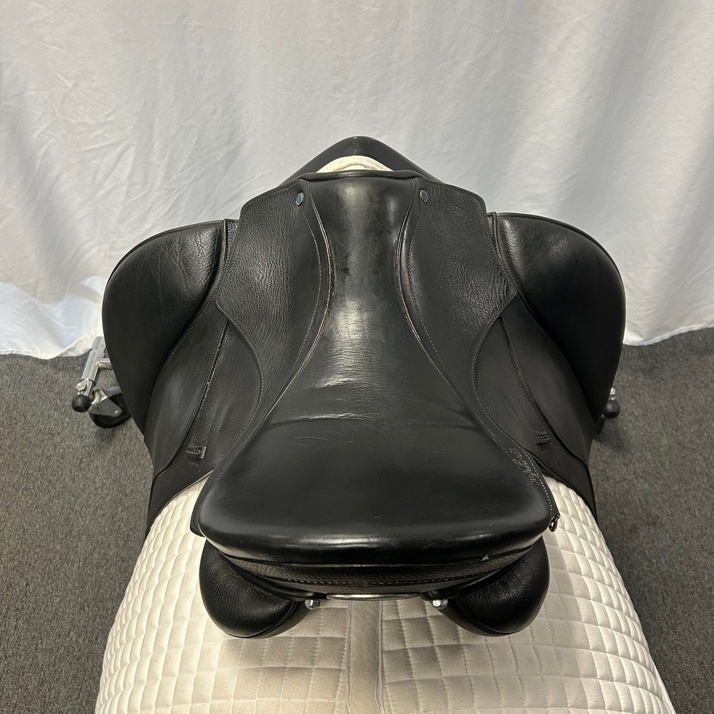 Used Stubben Euphoria 17.5"Dressage Saddle