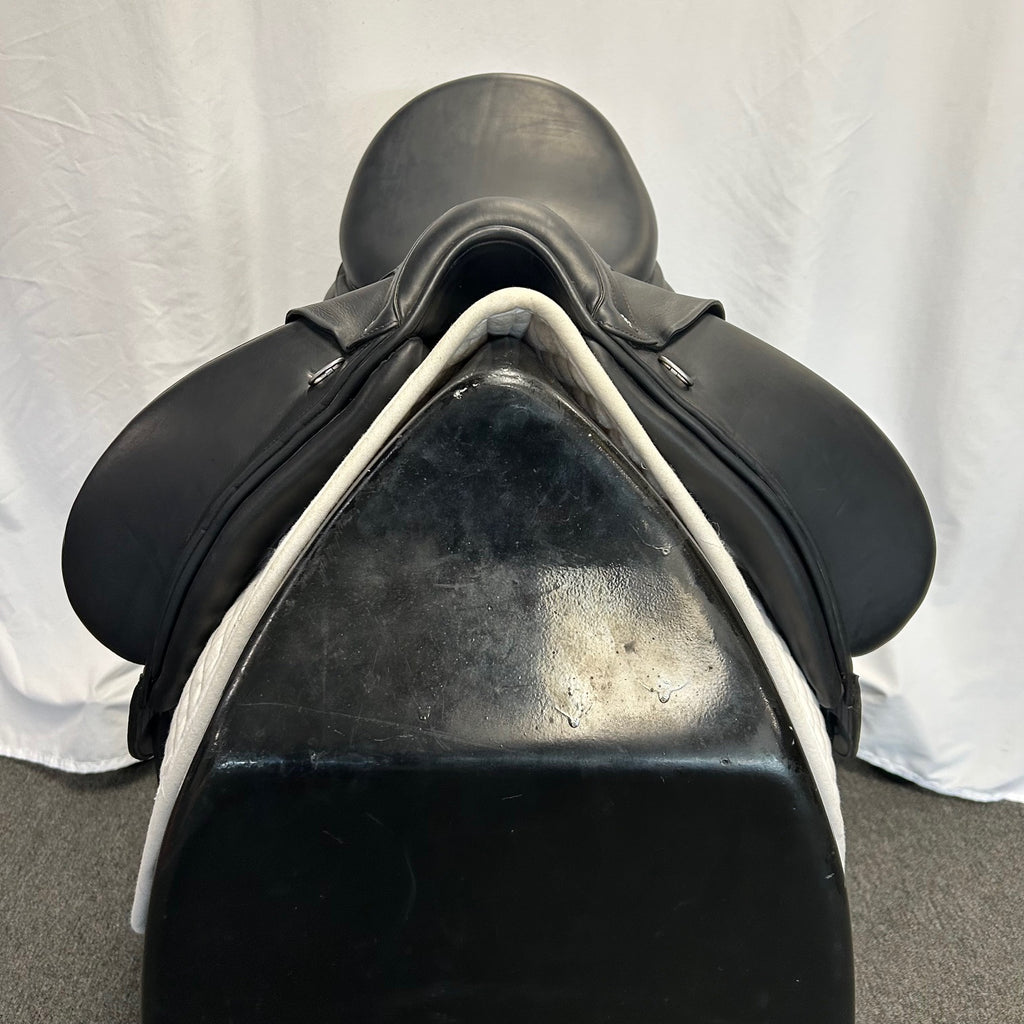 Used CWD SE37 17" Dressage Saddle