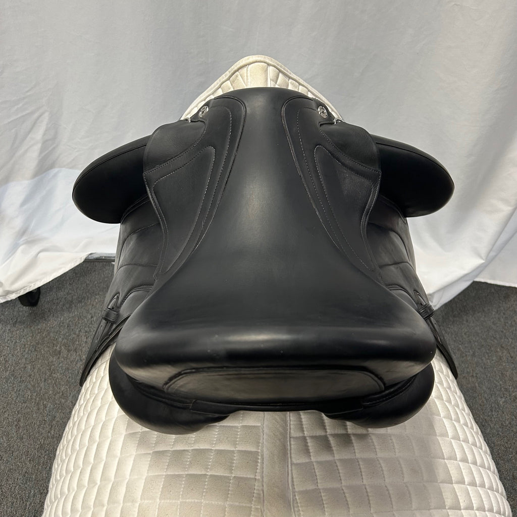 Used CWD SE37 17" Dressage Saddle