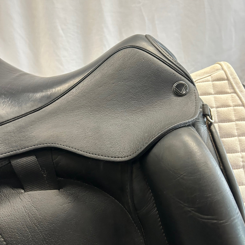 Used Veritas Vero 17.5" Dressage Saddle