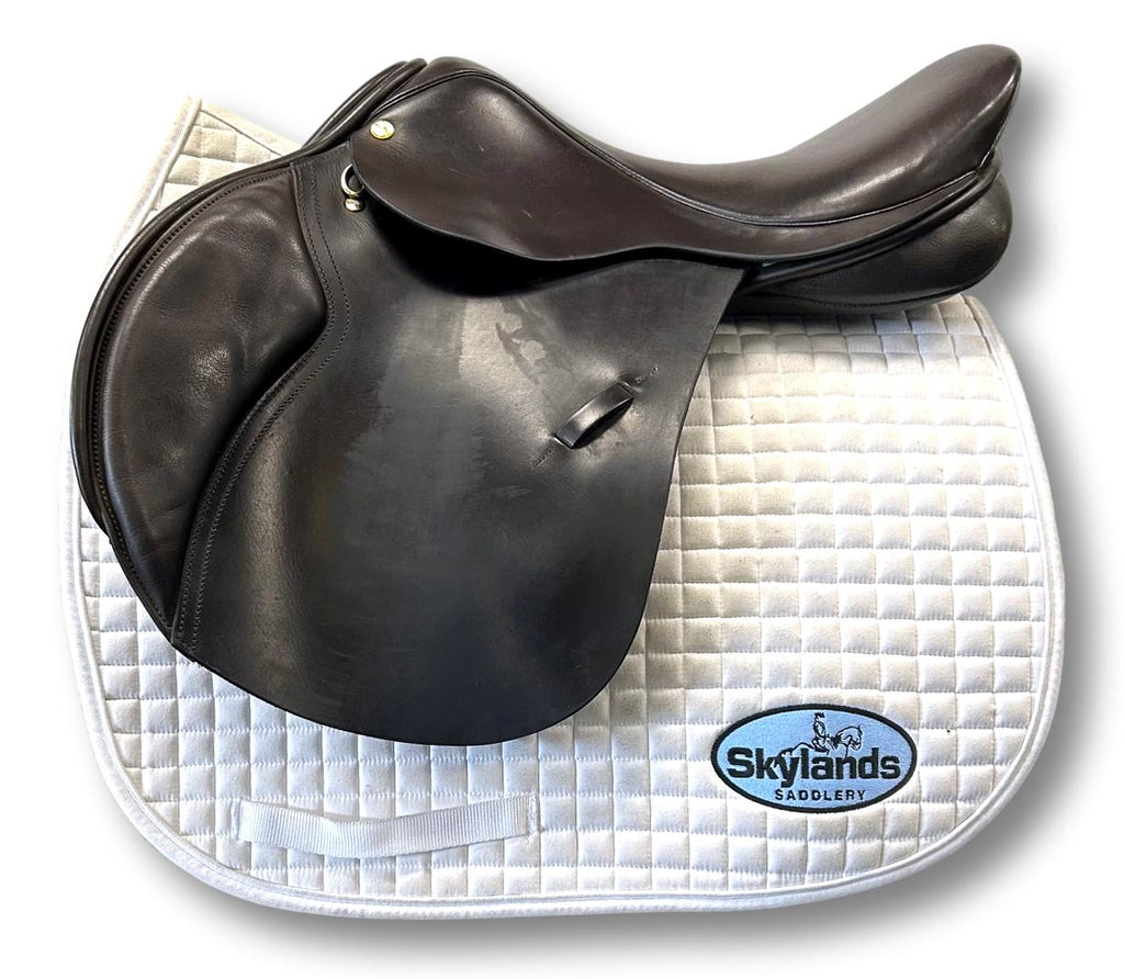 Used Black Country Quantum 17.5" Jump Saddle