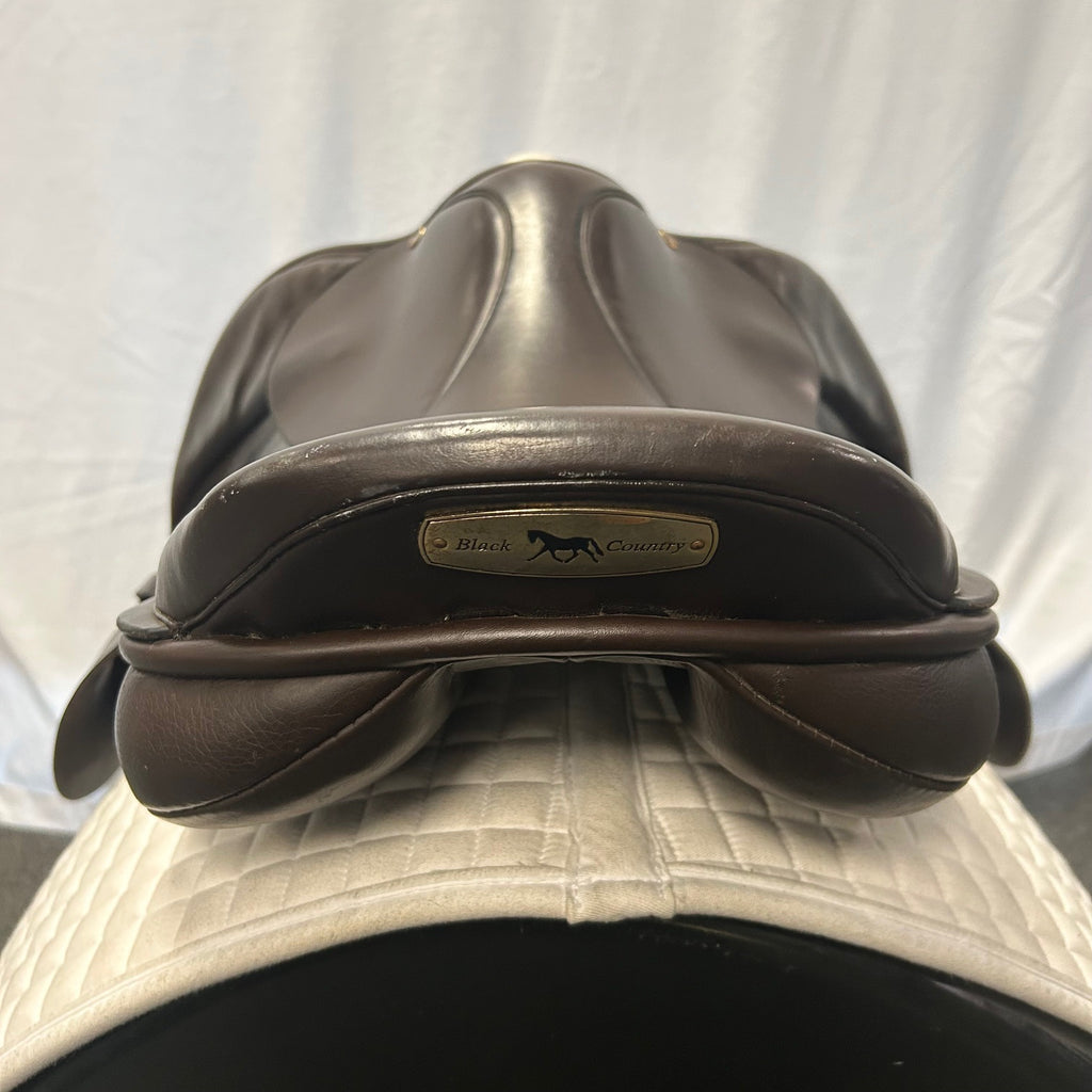 Used Black Country Quantum 17.5" Jump Saddle